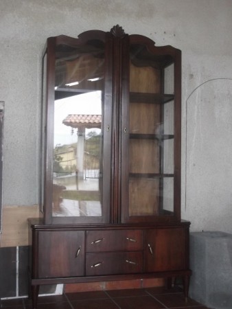 Vetrina dopo il restauro